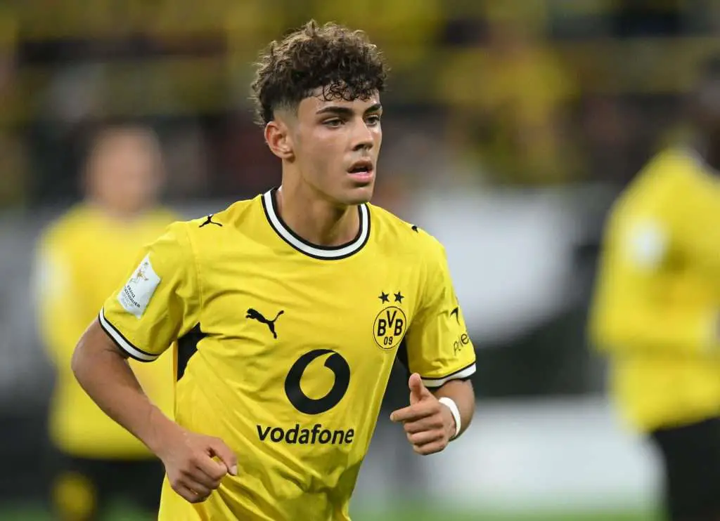 Inter e Juventus monitoram Samuel Inácio, do Dortmund