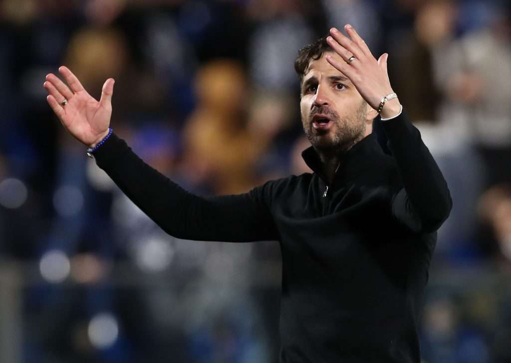 Cesc Fabregas mette in dubbio la sportività di Gasperini mentre l’allenatore della Roma si rifiuta di stringergli la mano dopo la sconfitta del Como Cesc Fabregas mette in dubbio la sportività di Gasperini mentre l’allenatore della Roma si rifiuta di stringergli la mano dopo la sconfitta del Como