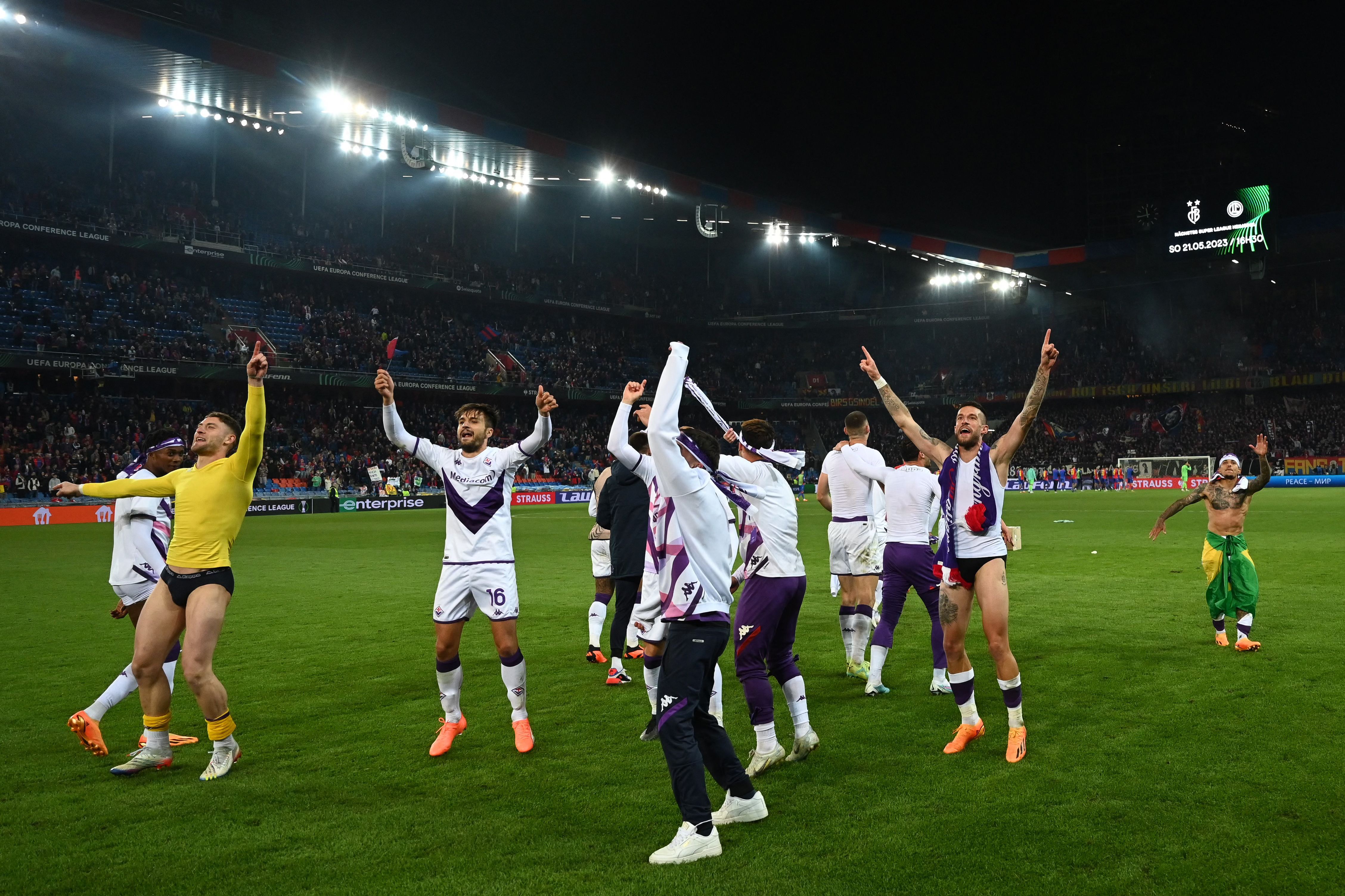 Fiorentina's Antonin Barak celebrates scoring during the Europa