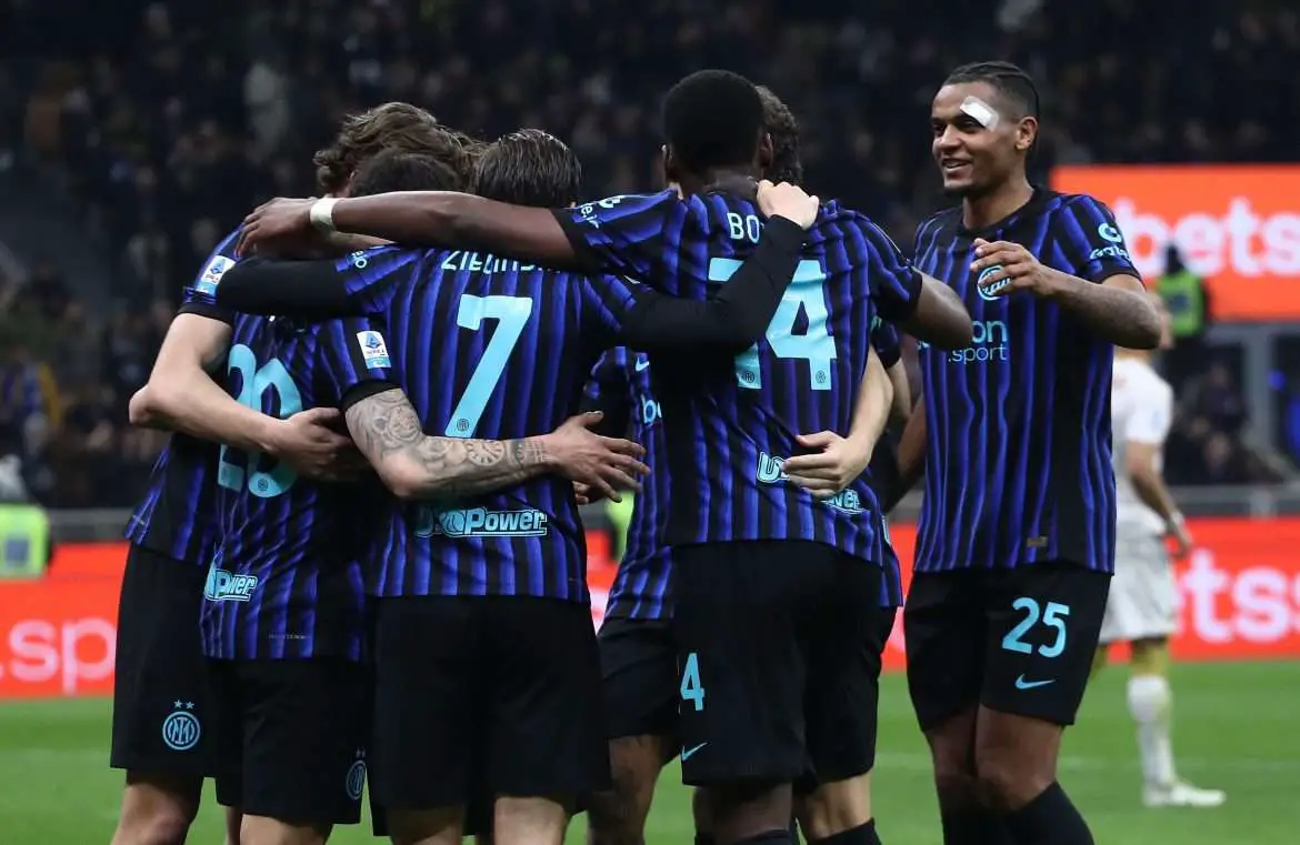 Inter Milan players regroup during clash with Genoa in the Serie A.