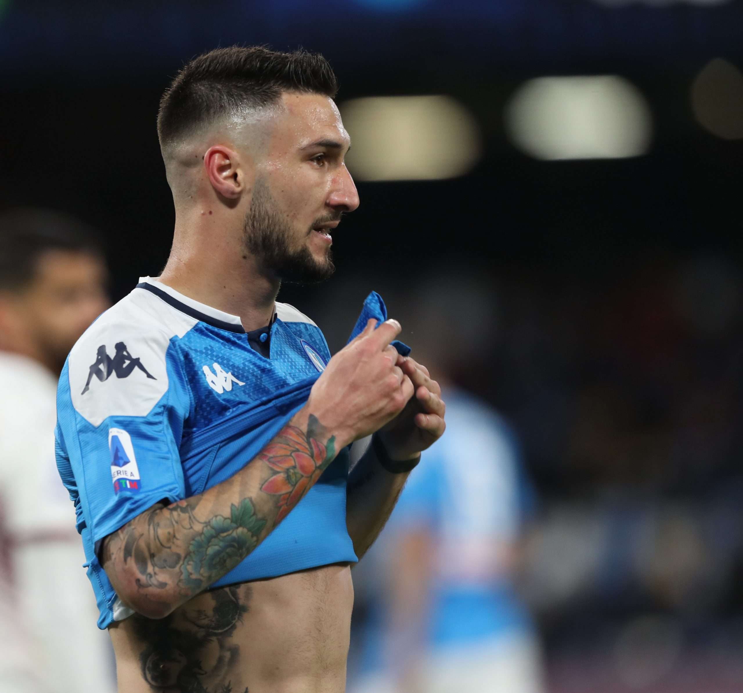 ESPN FC on Instagram: Napoli's Matteo Politano and Lyon's Memphis