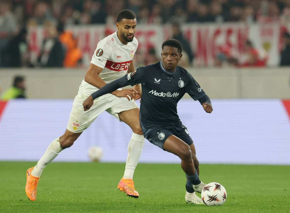 Feyenoord right-back and Roma target Givairo Read.